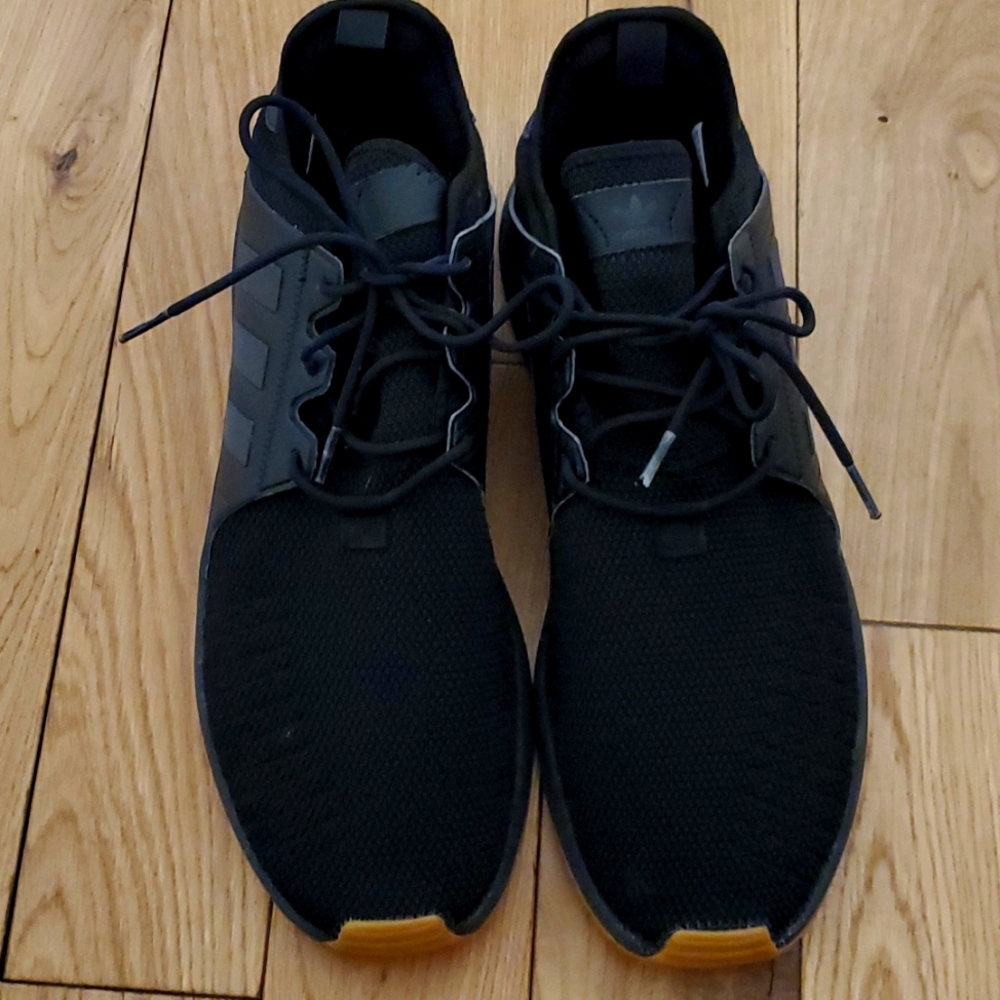 black tan bottom men Adidas